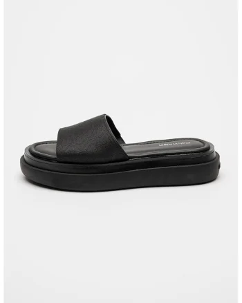 Papuci cu talpa flatform si model monograma, Negru