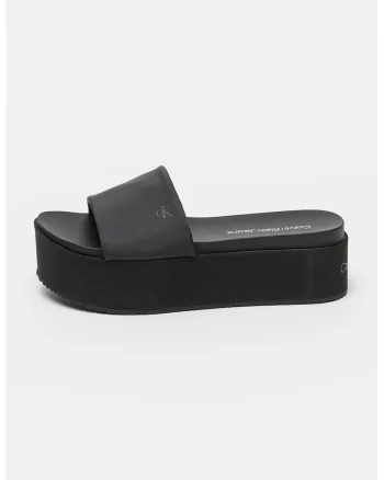 Papuci cu talpa flatform, Negru