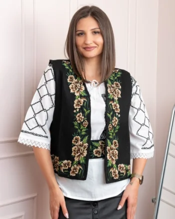 Vesta traditionala neagra cu broderie florala crem Ilona