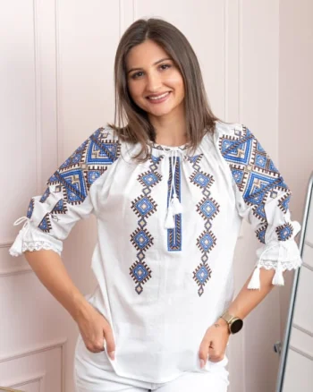 Bluza tip ie alba cu motiv geometric albastru Stefana
