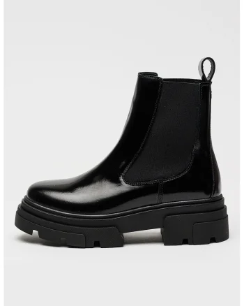 Ghete Chelsea de piele lacuita, Negru