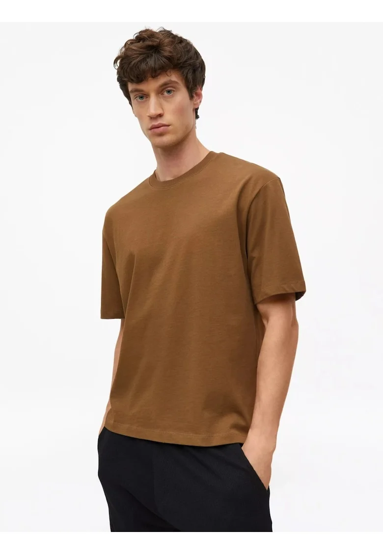 Tricou barbati la baza gatului, din jerseu gros de bumbac, Modern fit, Maro