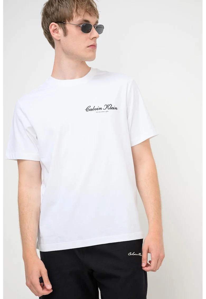 Tricou cu decolteu la baza gatului si logo brodat discret, Alb optic