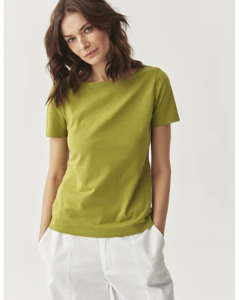Tricou cu decolteu barcuta