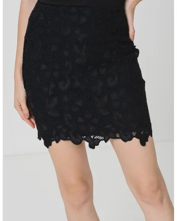 Fusta mini cu dantela si broderie, Negru