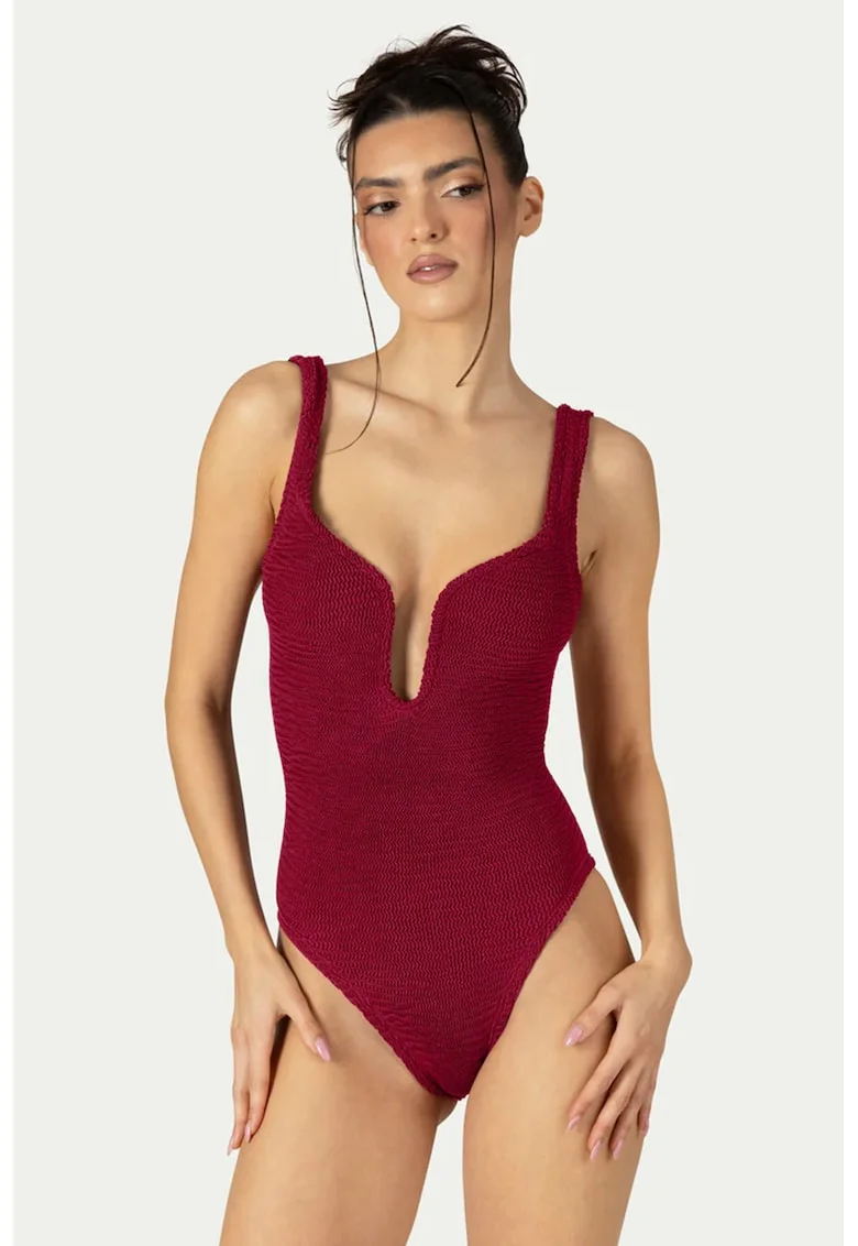 Costum de baie intreg cu decolteu adanc si decupaj pe spate, Rosu inchis