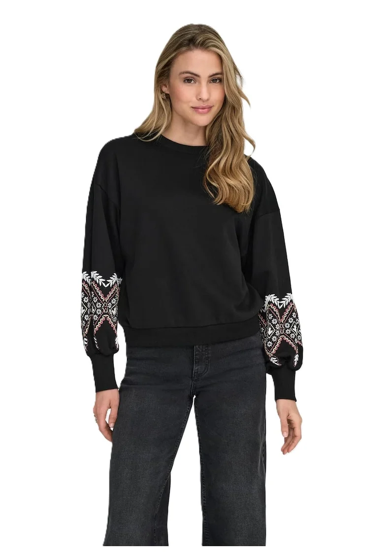 Bluza cu detalii brodate la maneci
