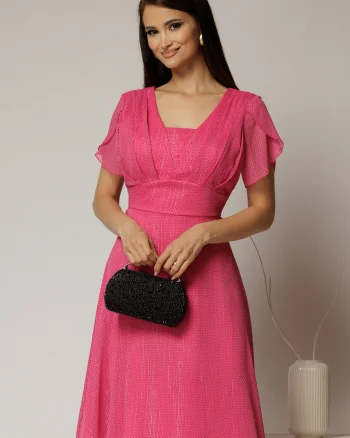 Rochie midi fucsia din voal cu buline si maneci scurte petrecute