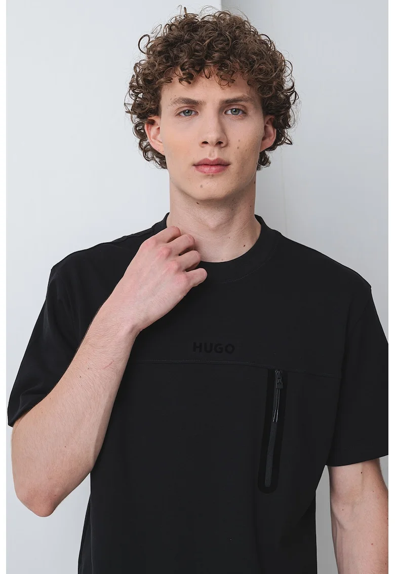 Tricou cu decolteu la baza gatului si maneci cazute, Negru