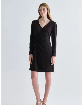 Rochie cu model petrecut si aspect stralucitor
