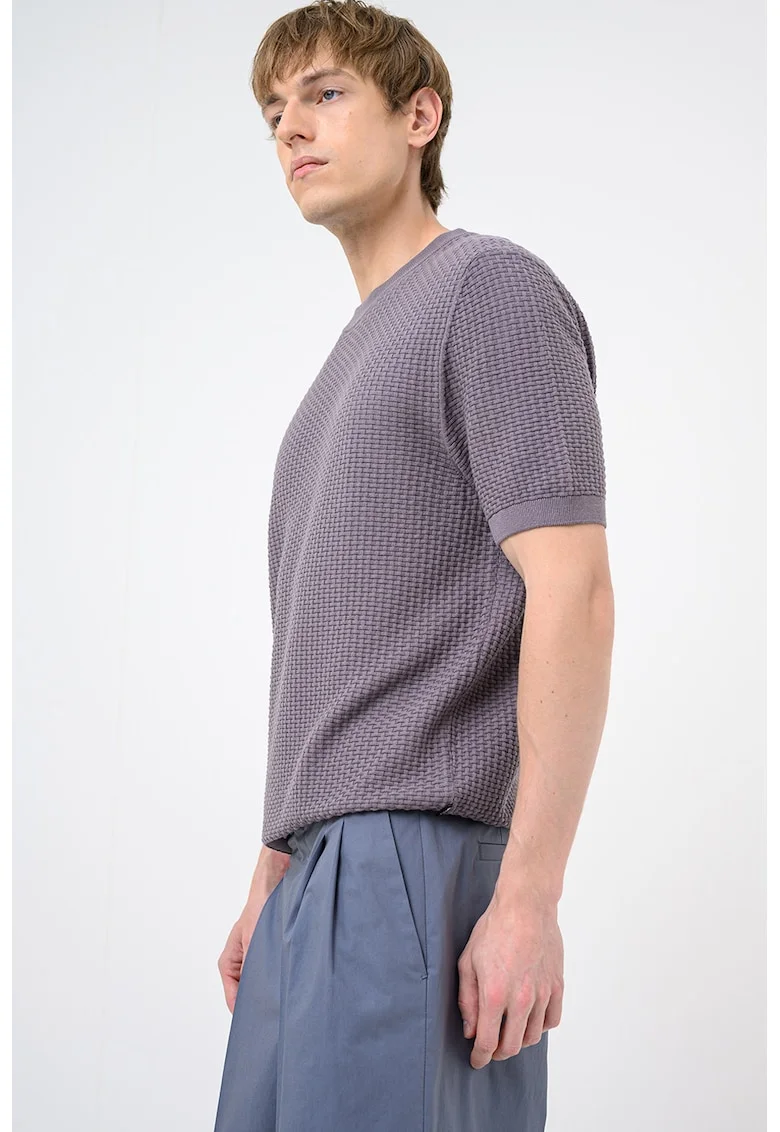 Tricou cu decolteu la baza gatului si aspect texturat Nilton, Gri carbon