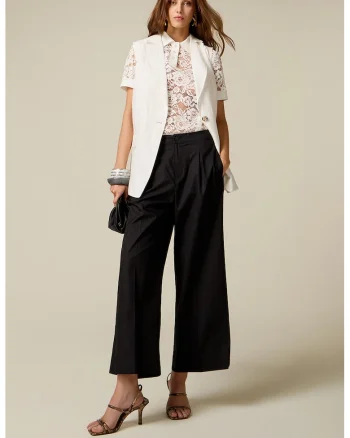 Pantaloni relaxed-fit cu perforatii, Negru
