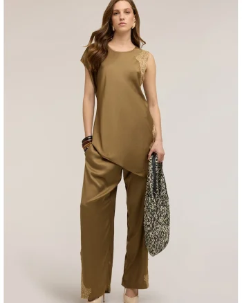 Bluza asimetrica din satin cu maneci lungi, Maro camel