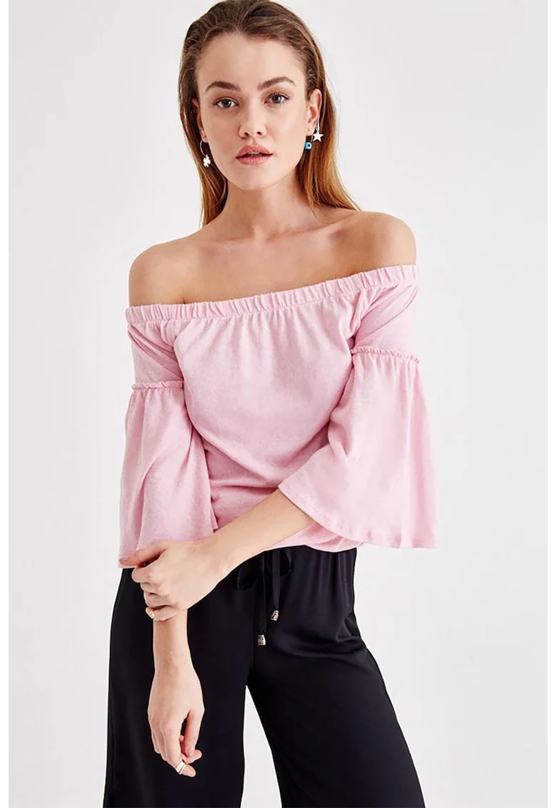 Bluza uni cu decolteu pe umeri, Roz pastel