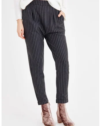 Pantaloni crop cu model in dungi si buzunare laterale, Alb/Negru