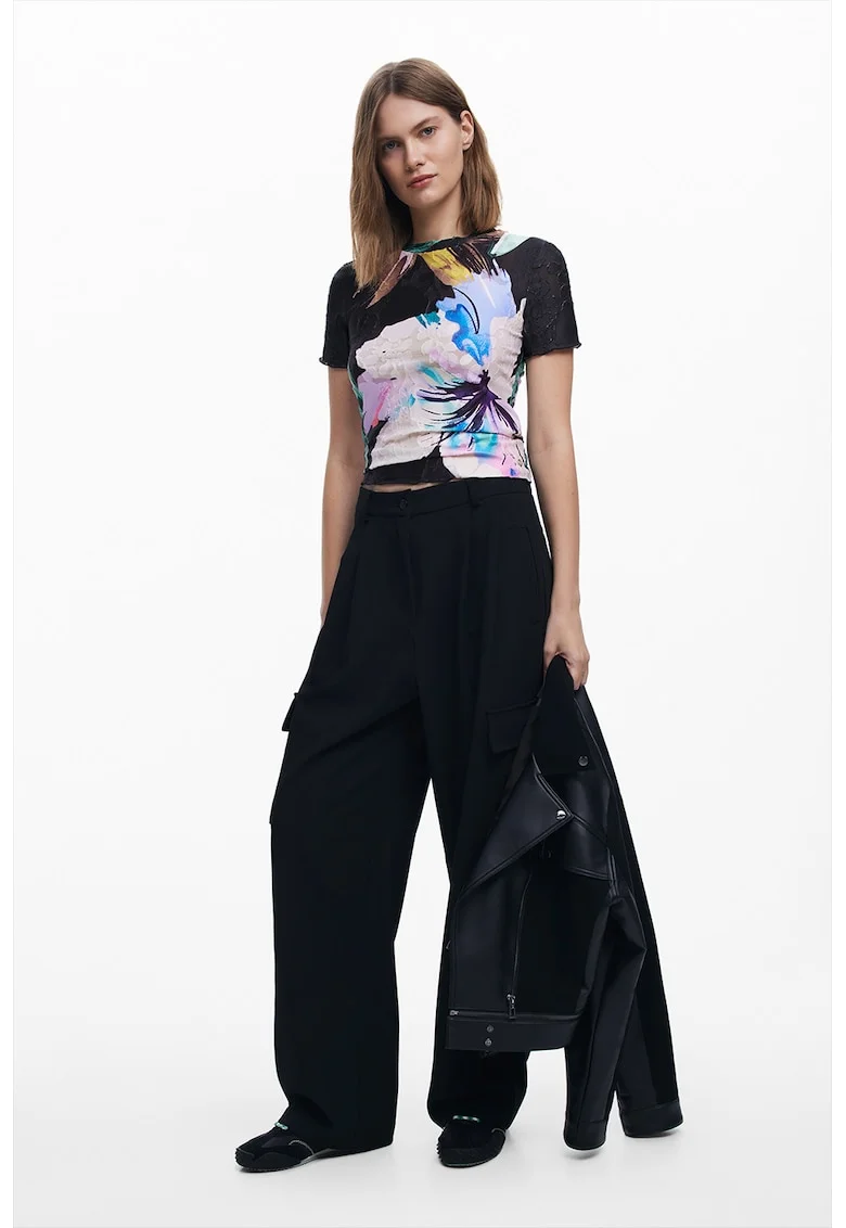 Tricou slim fit cu imprimeu floral, Negru/Roz pal/Galben mustar