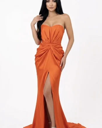 Rochie de ocazie orange cu design deosebit