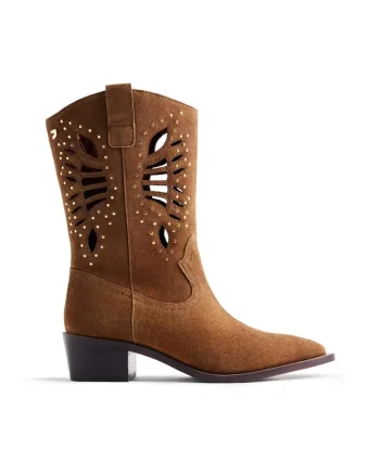 Botine de piele intoarsa cu perforatii, Maro