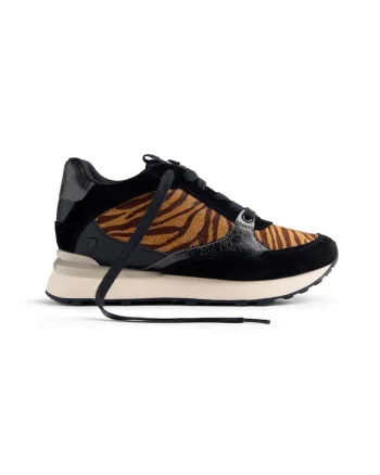 Pantofi sport wedge cu animal print si insertii de piele intoarsa, Maro