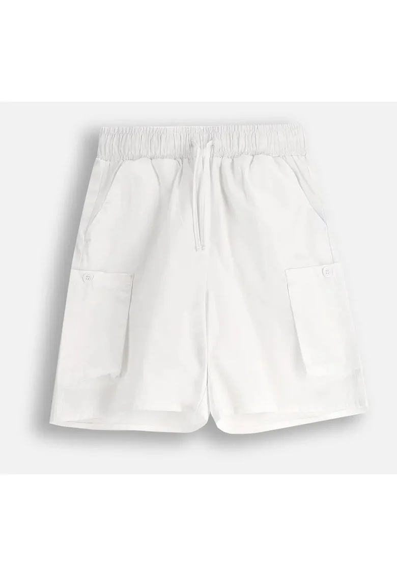 Pantaloni scurti cu buzunare multiple