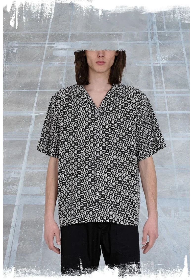 Cămașă cu cut drept și imprimeu floral brodat, Negru