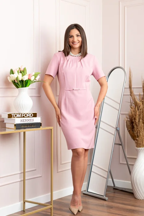 Rochie eleganta office roz pudrat Alondra cu croi cambrat