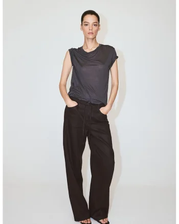 Pantaloni drepti de in, Negru stins