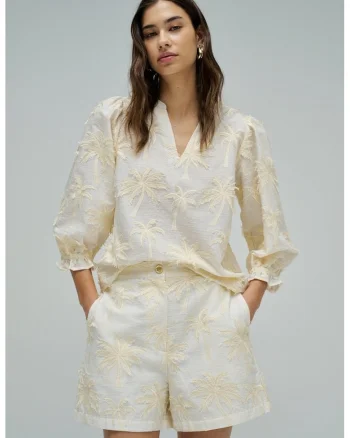 Bluza cu maneci bufante, medii