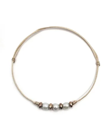 Bratara handmade, ajustabila,  Perle de Cultura si Hematit, bej/alb