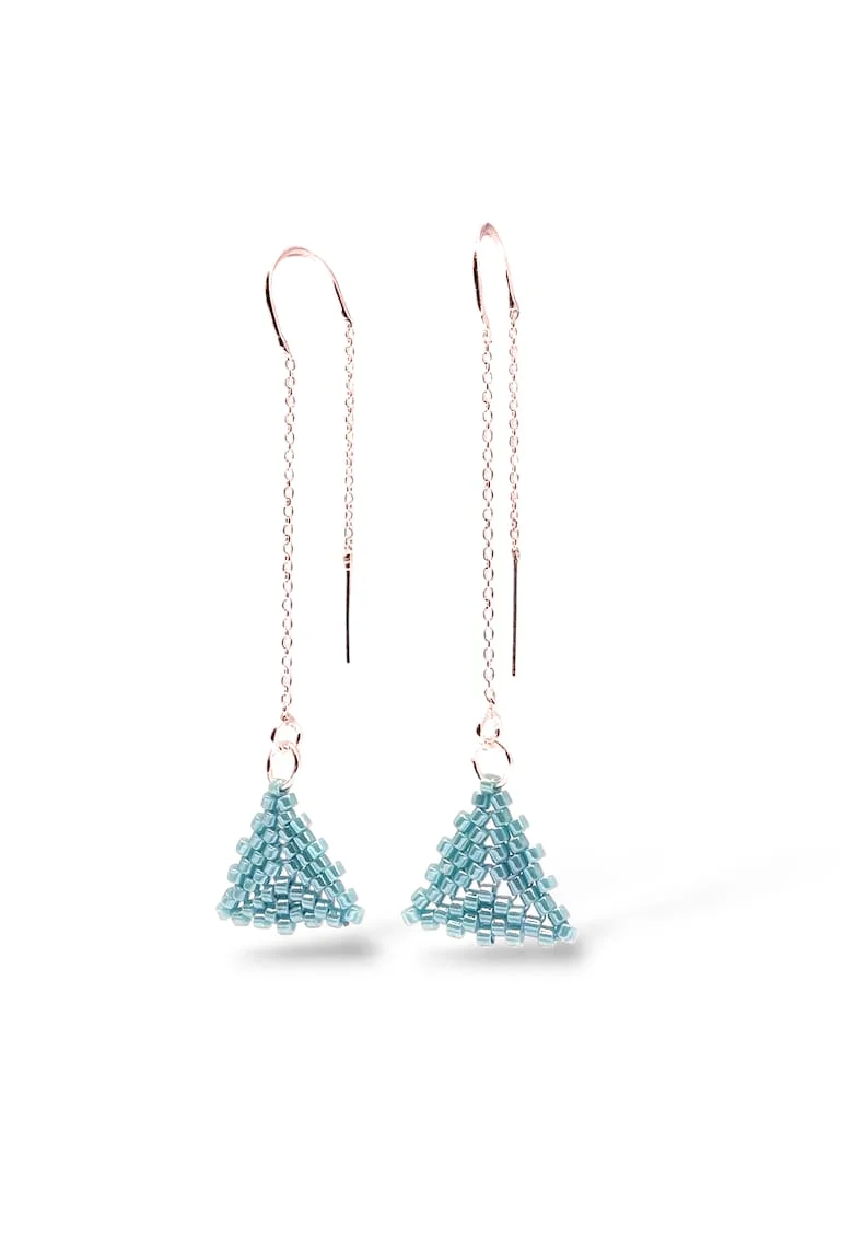 Cercei handmade, din argint 925,  element decorativ triunghi din margele Miyuki, turcoaz