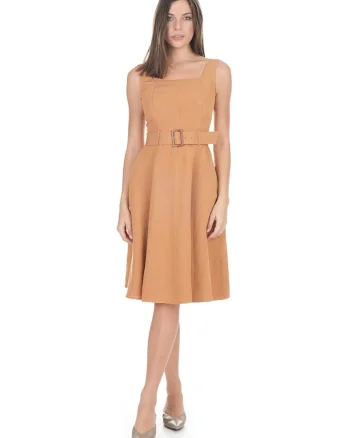 Rochie midi evazata cu decolteu patrat