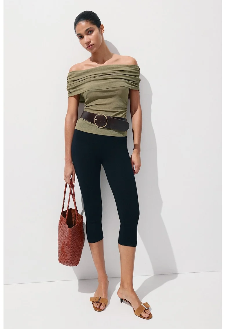 Tricou slim fit cu decolteu pe umeri, Verde inchis,