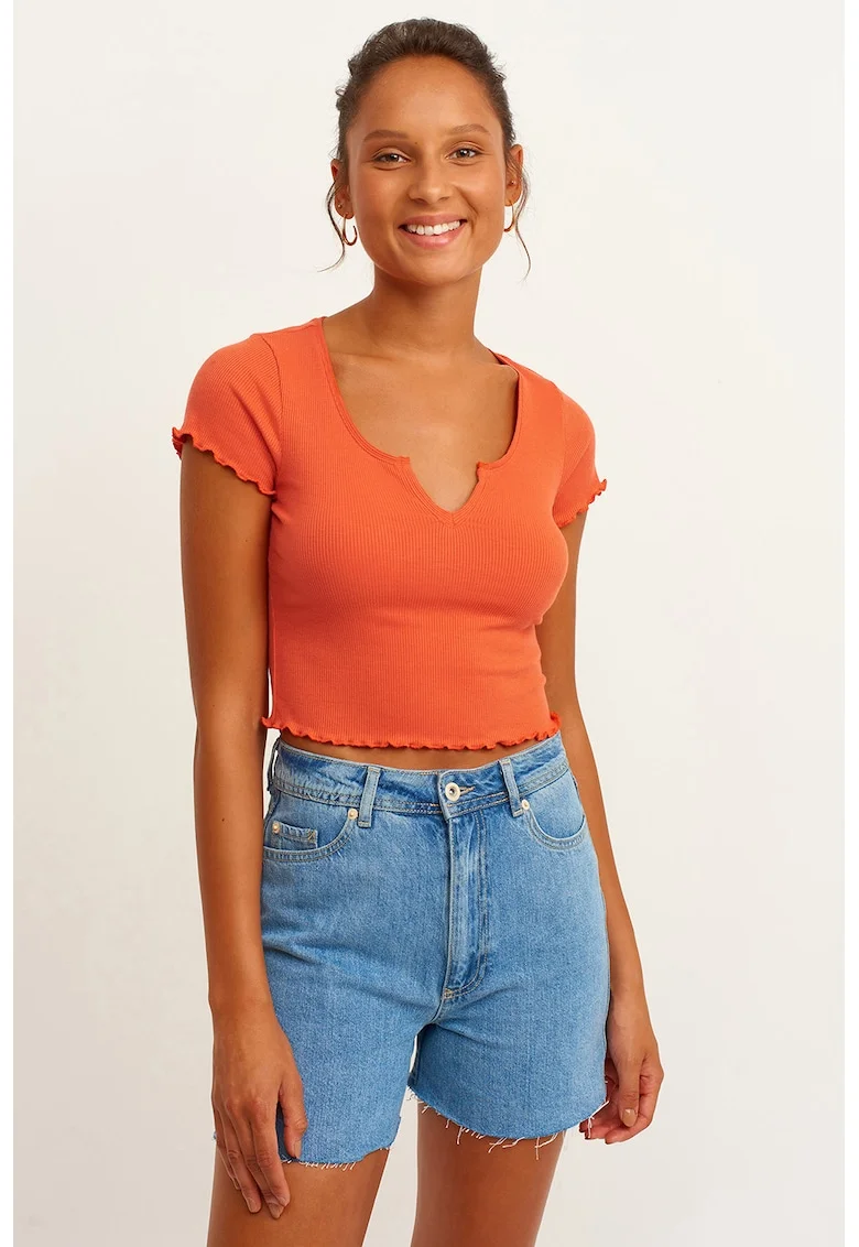 Tricou crop cu model uni Pevnewyak, Portocaliu stins