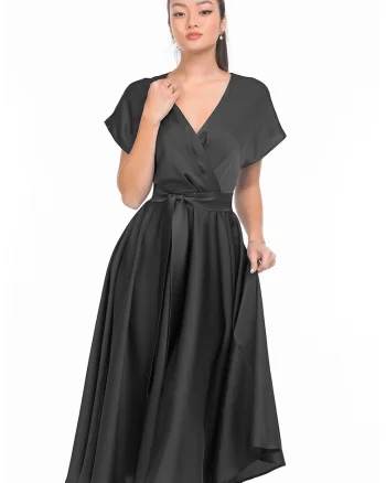 Rochie midi evazata cu aspect satinat
