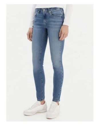 Blugi super skinny cu talie joasa.