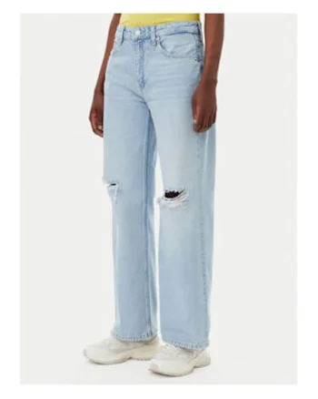 Blugi relaxed fit cu rupturi