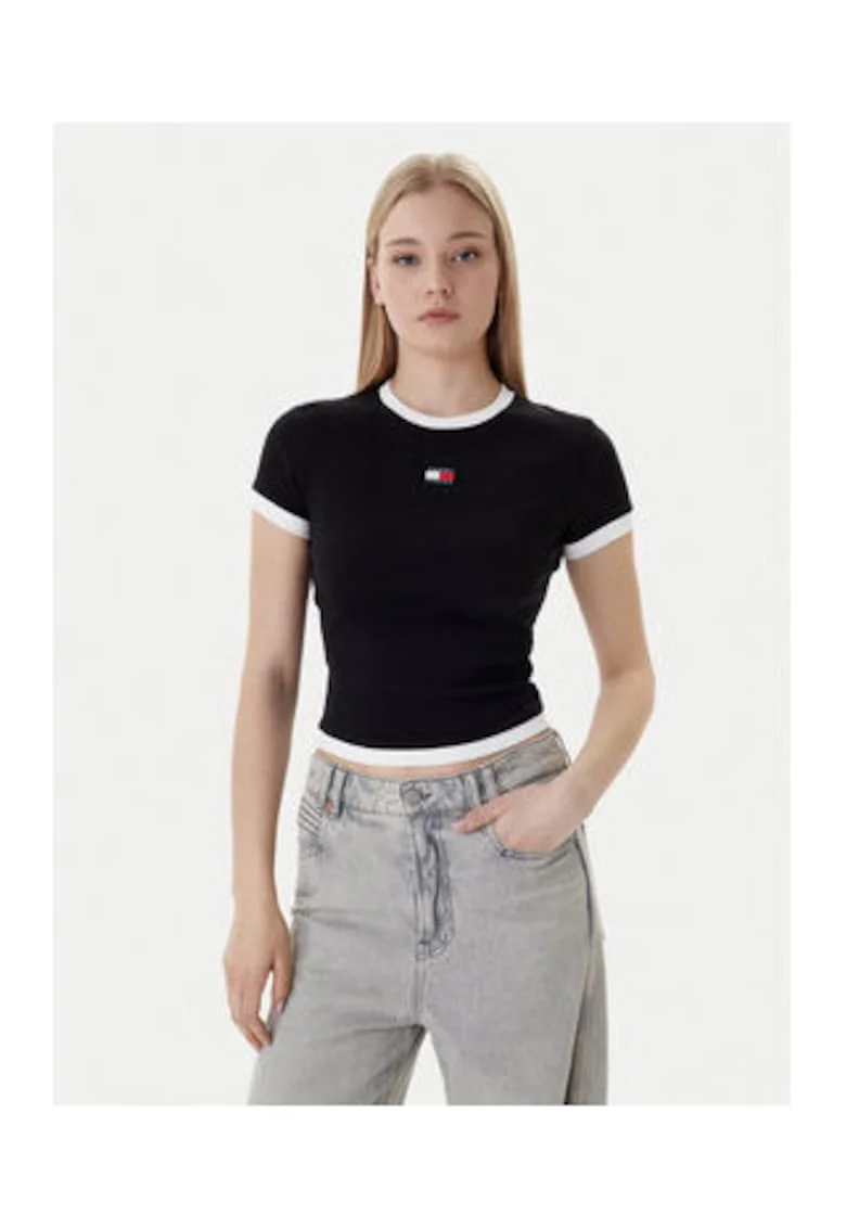 Tricou crop slim fit cu terminatii contrastante