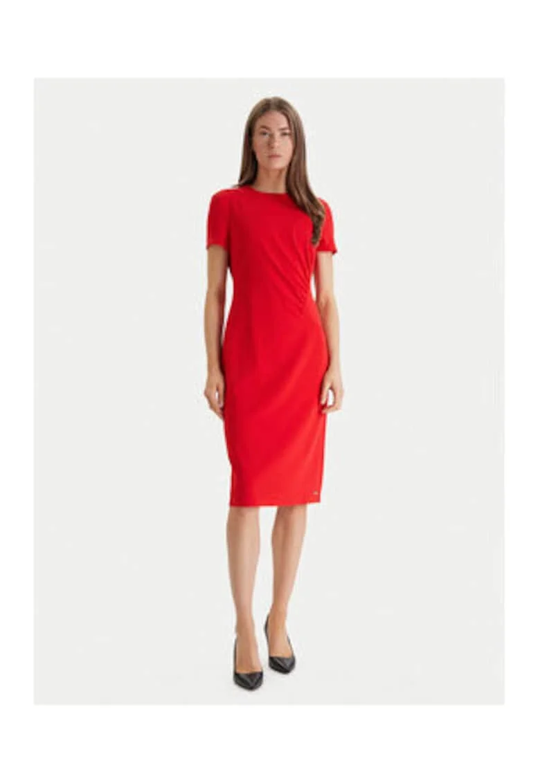 Rochie scurta cambrata cu maneca scurta