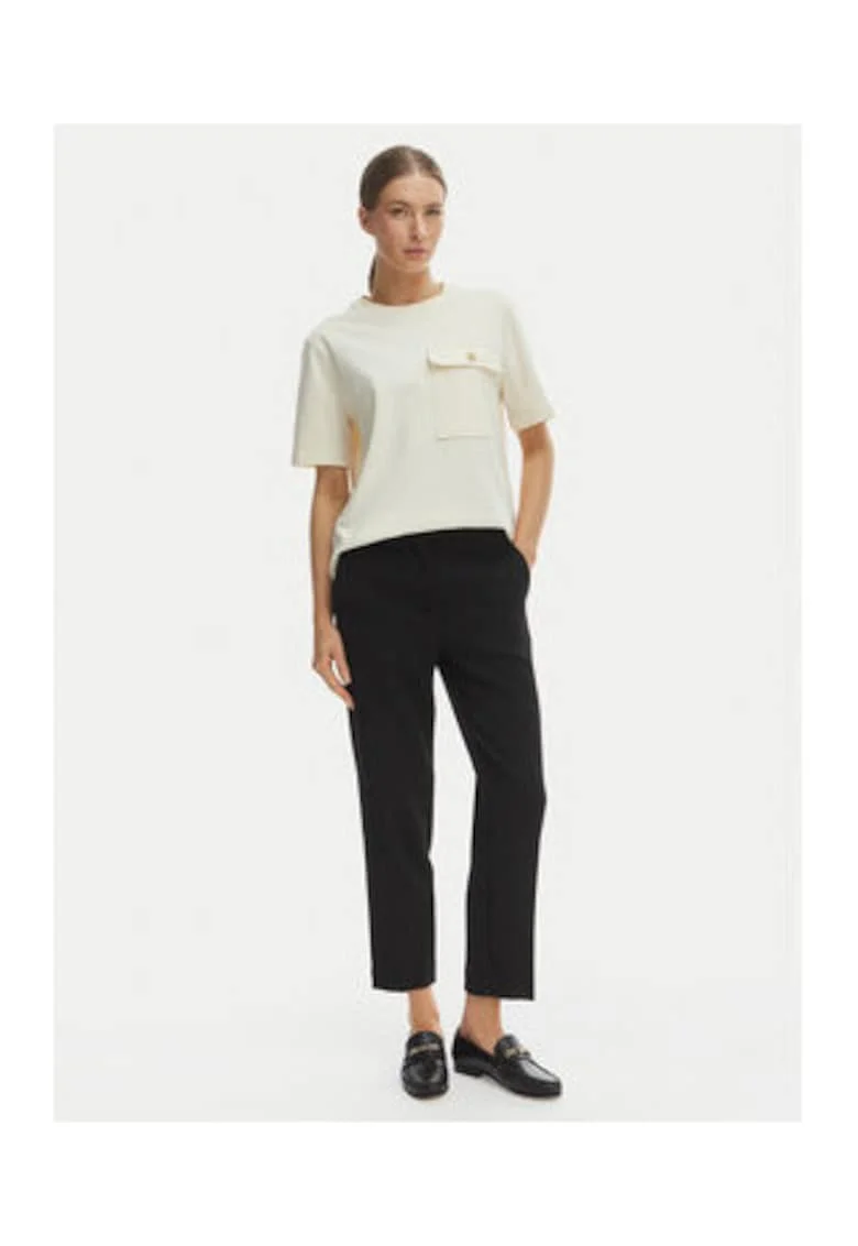 Tricou cu buzunar pe piept