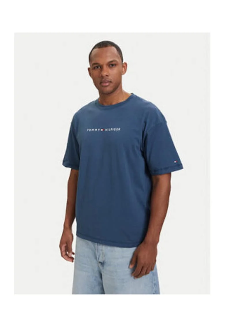 Tricou regular fit cu imprimeu pe piept si maneci cazute