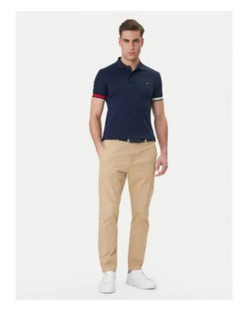 Tricou Polo slim fit cu detalii contrastante