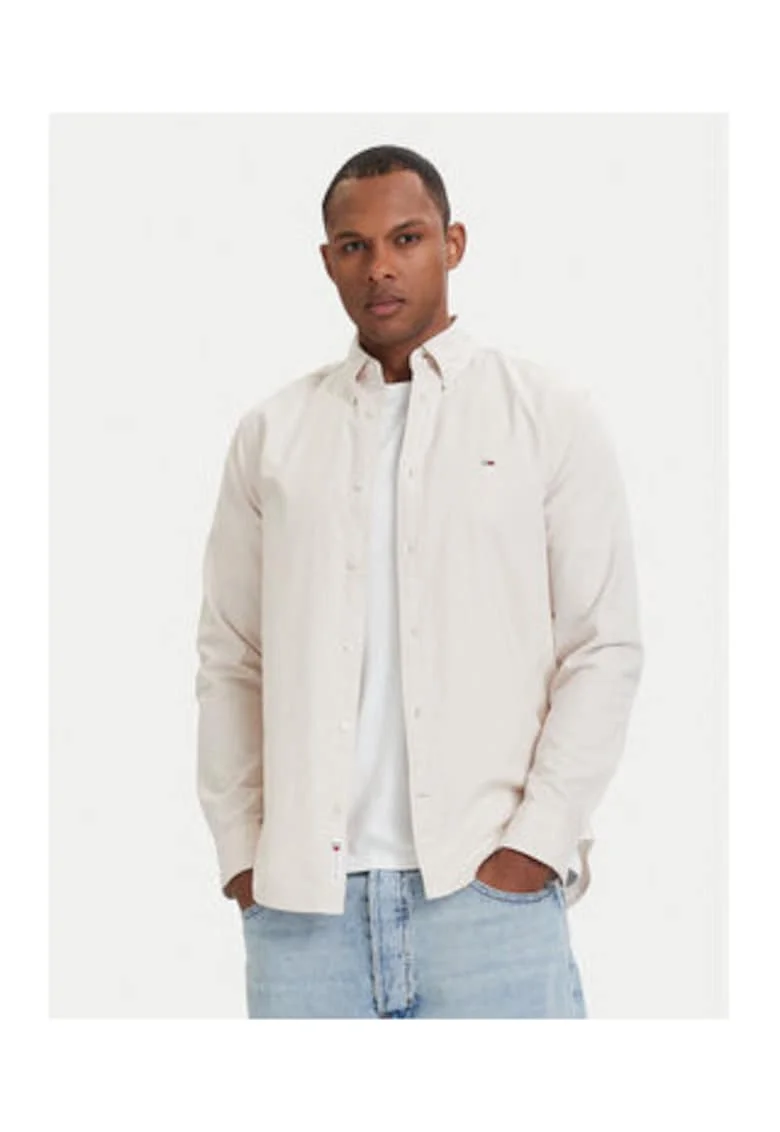 Camasa regular fit din bumbac cu model uni si logo brodat discret