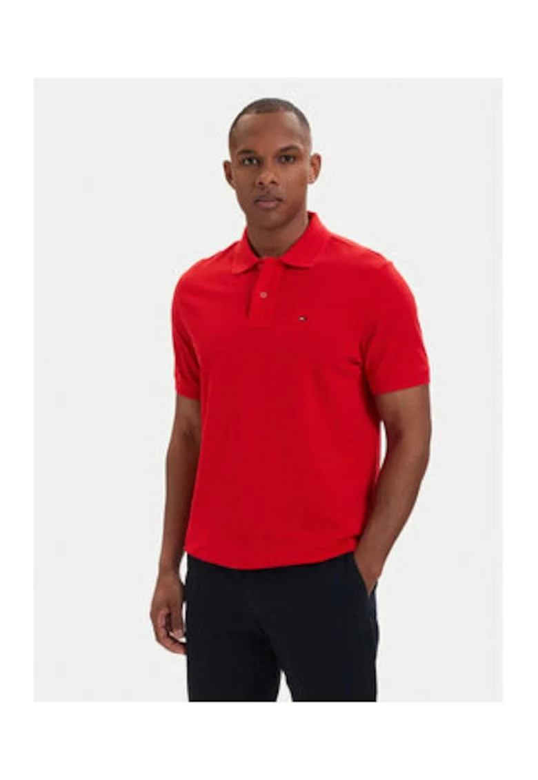 Tricou polo din bumbac .