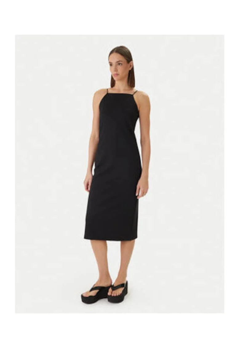 Rochie midi cambrata cu bretele subtiri