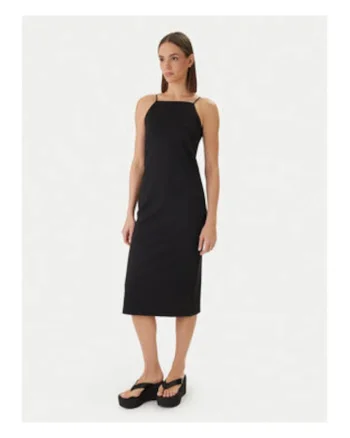 Rochie midi cambrata cu bretele subtiri