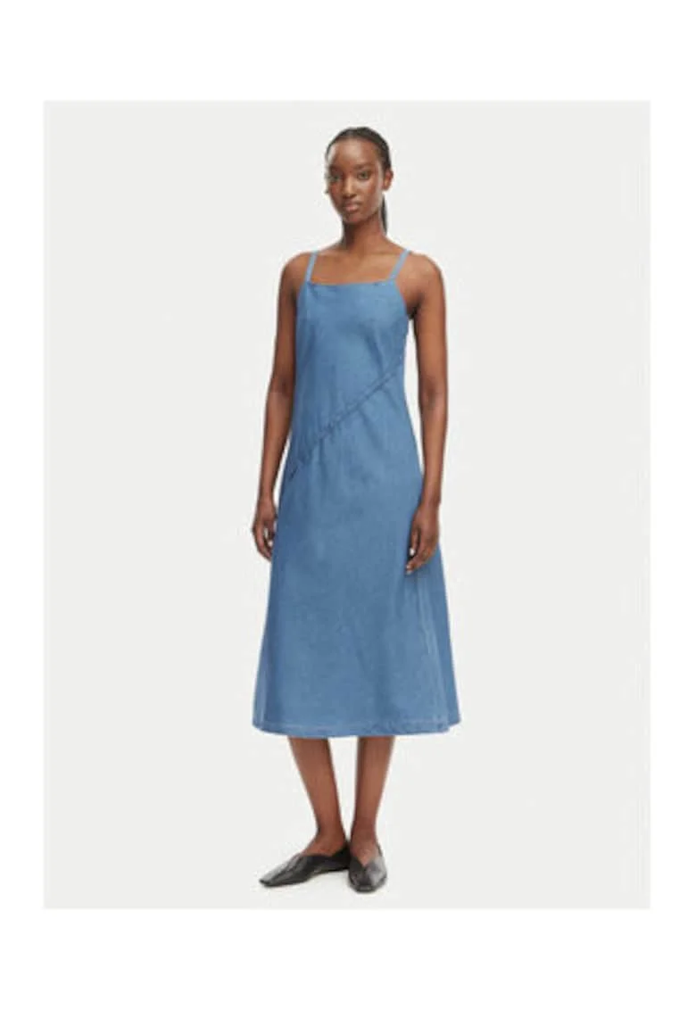 Rochie din denim