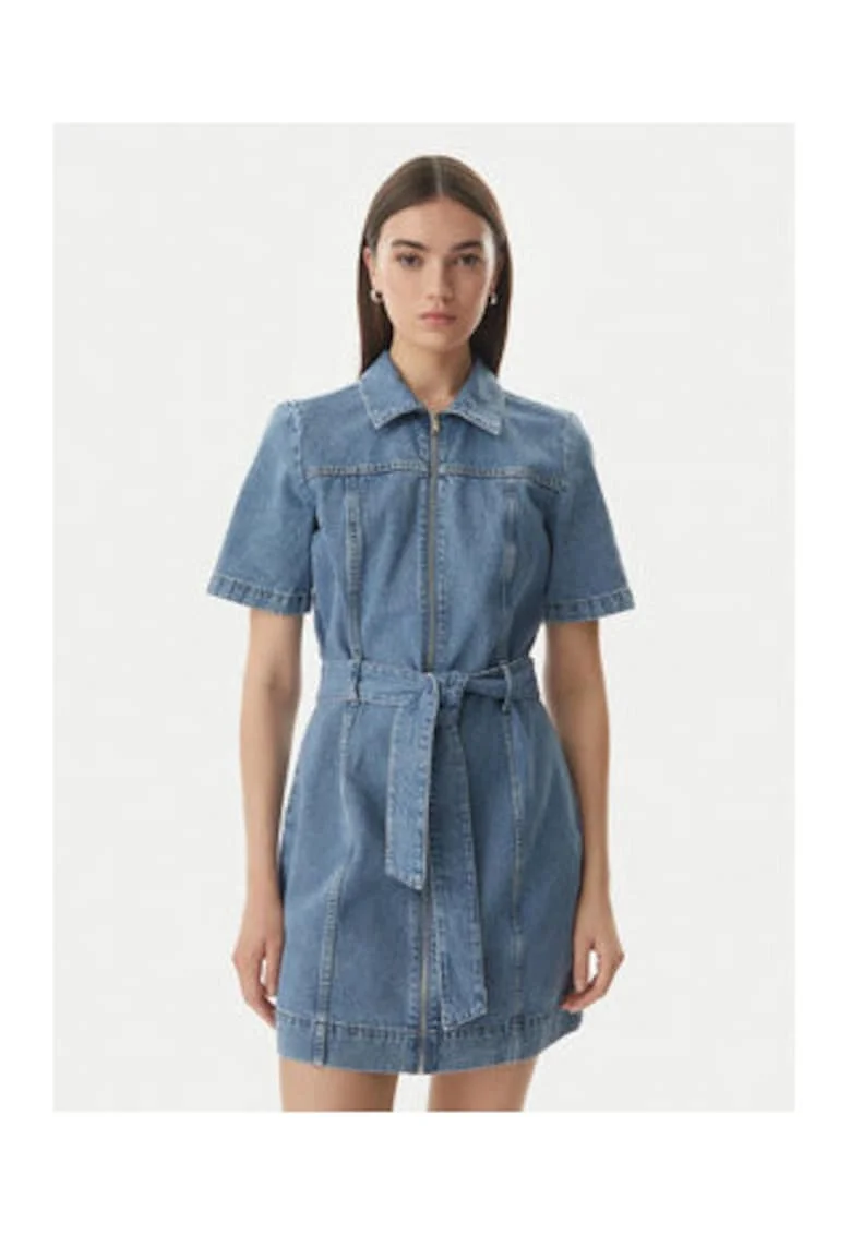 Rochie din denim
