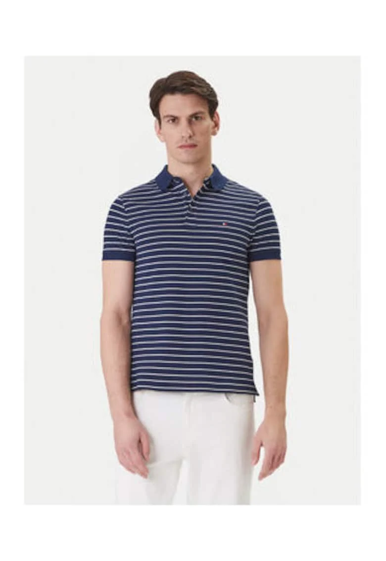 Tricou polo in dungi cu nasturi