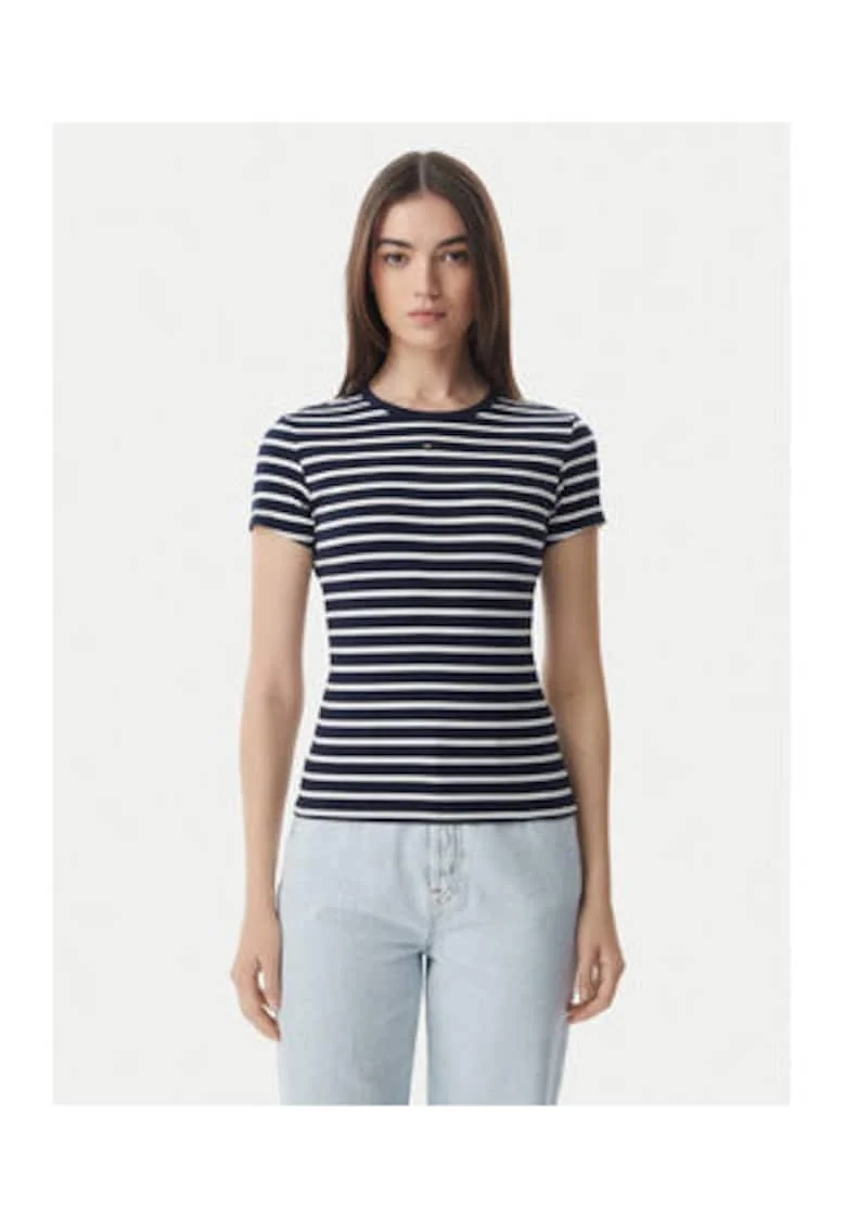 Tricou cu dungi si logo discret