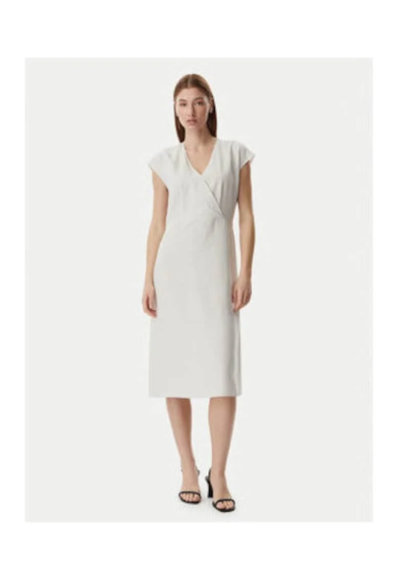 Rochie midi cu aspect petrecut